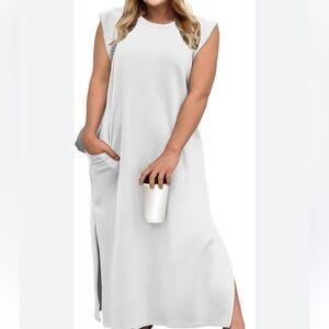 Olrik White maxi dress